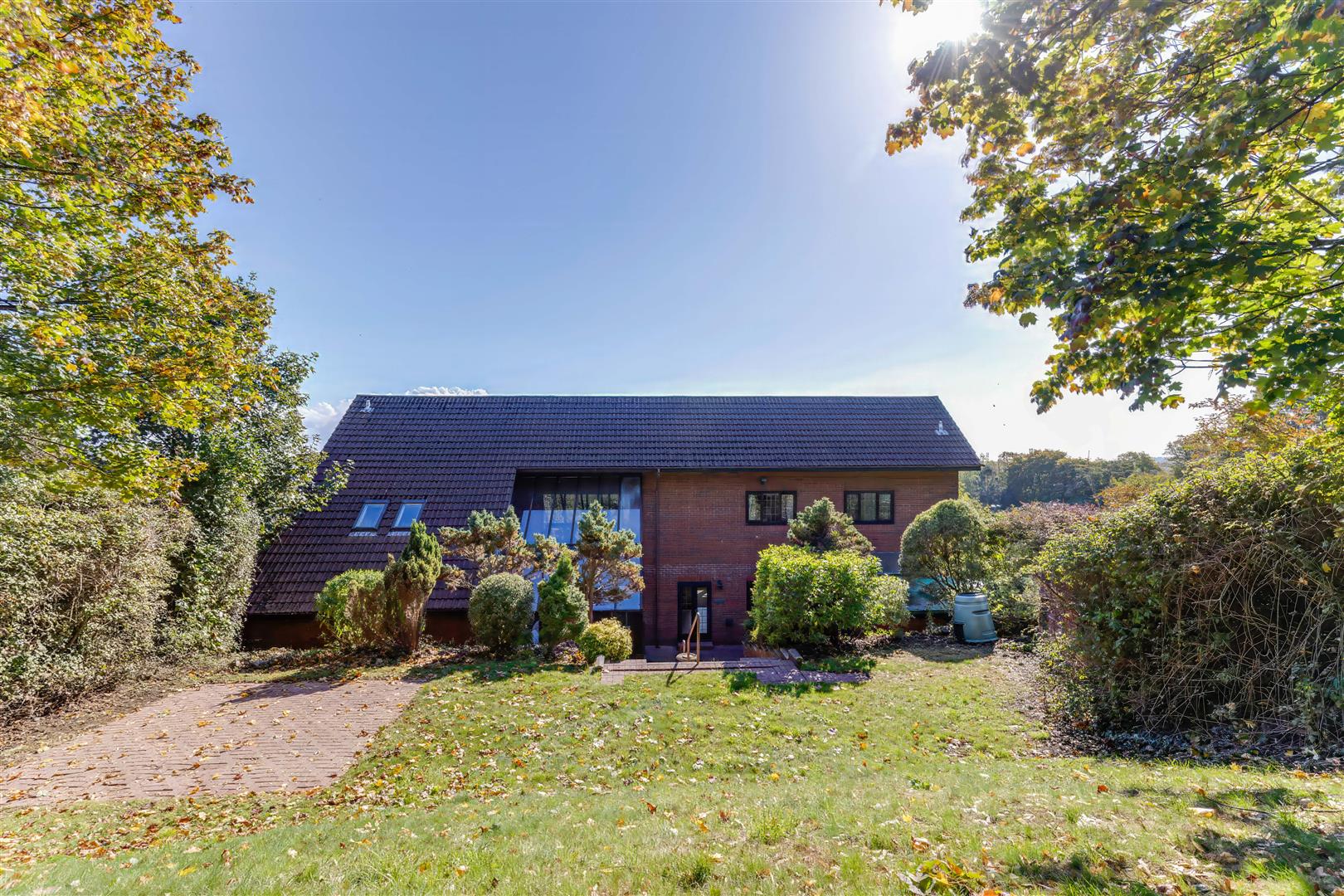 Marchglade, 12 Kings Ride, Dinas Powys, CF64 4BA